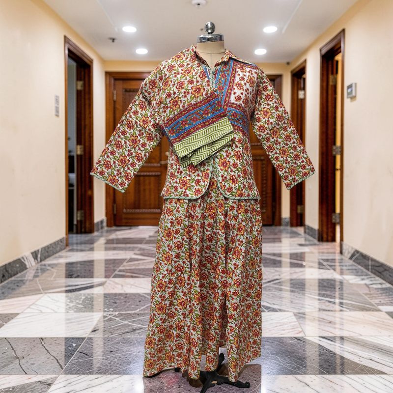 L-XL Cotton Jacket & Jalabiya Set With Sheila length 56” Long