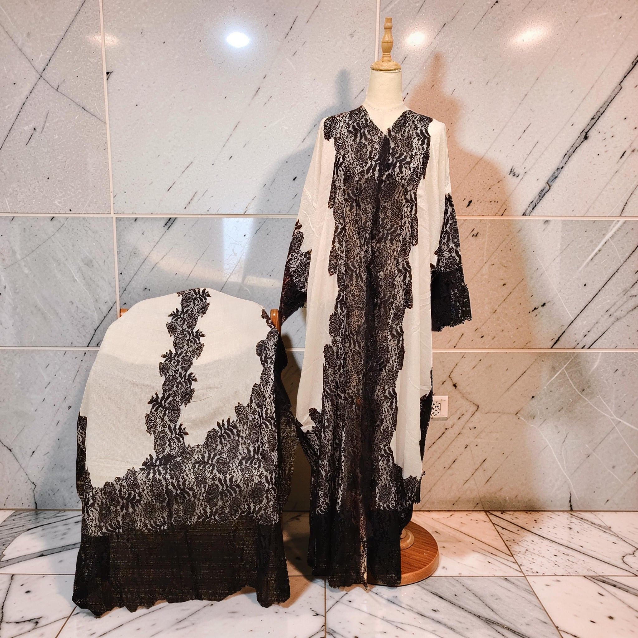 Kashmere Bisht With Sheila 56" Lenght