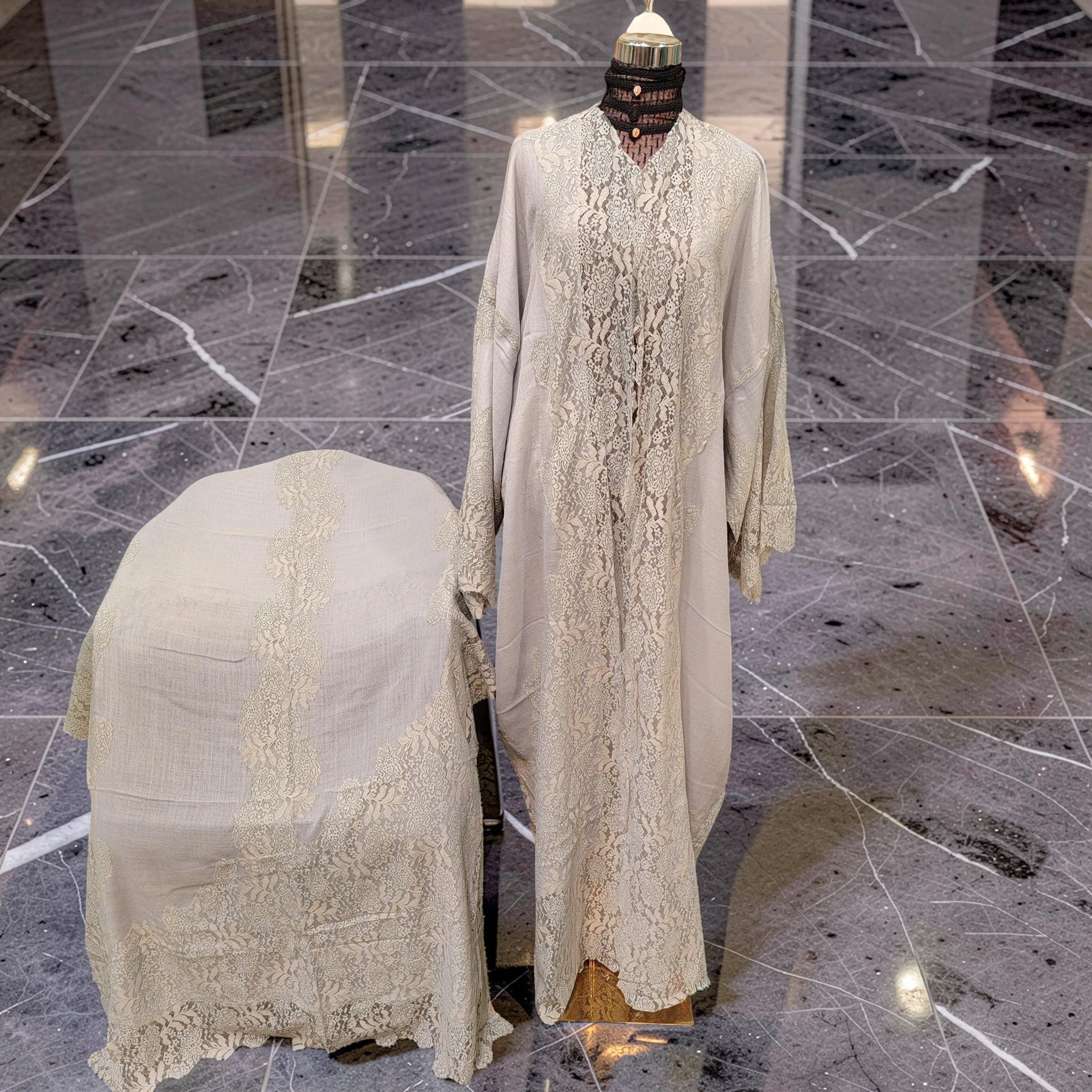 Kashmir Bisht With Sheila 58" Inches