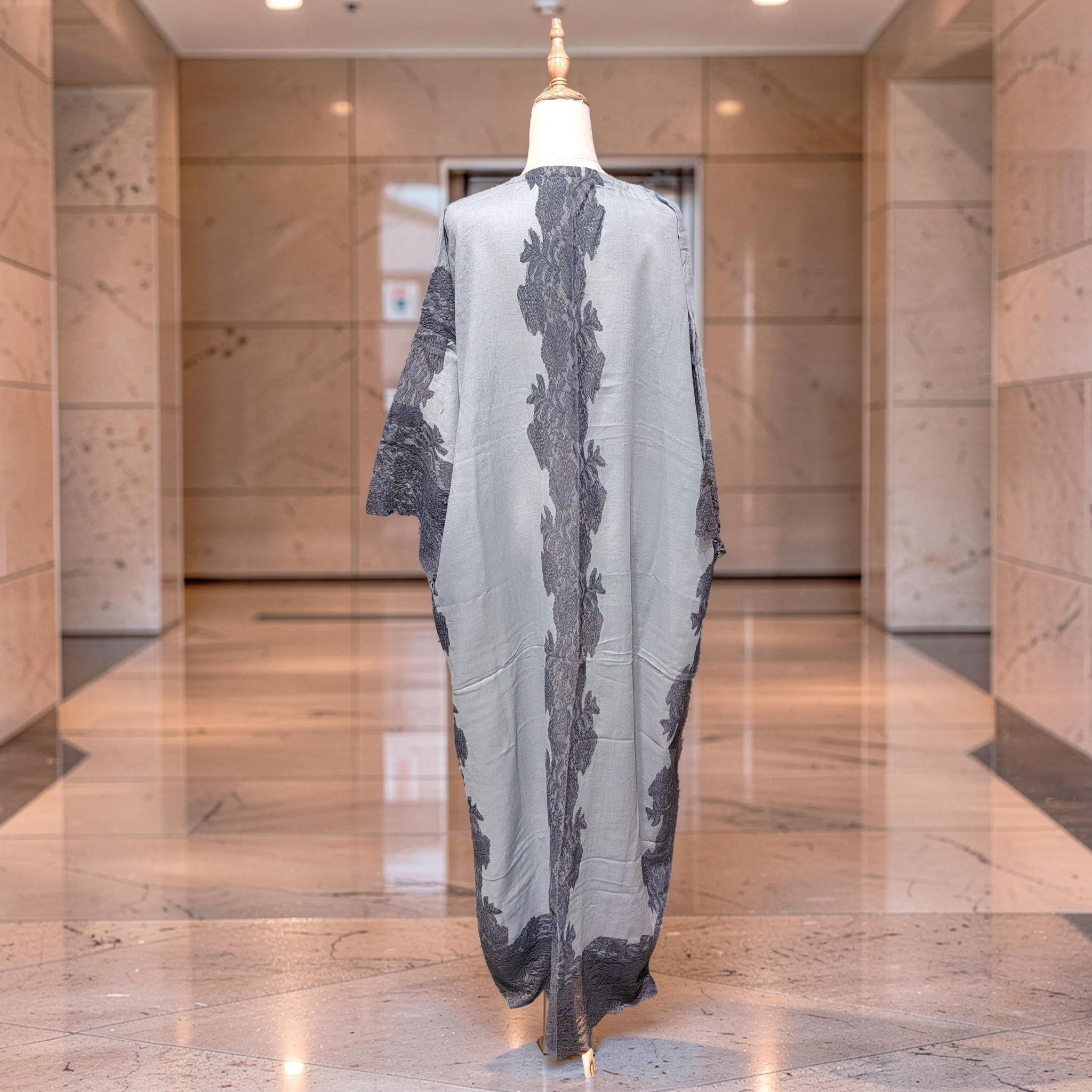 Kashmir Bisht With Sheila 57" Inches