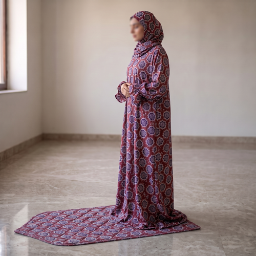Elegant Abaya & Quilted Prayer Mat Set