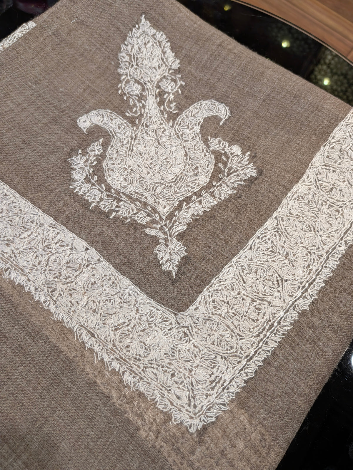 Luxury Kashmir Ghutra shawl-Hand Embroidered Men’s Headwear