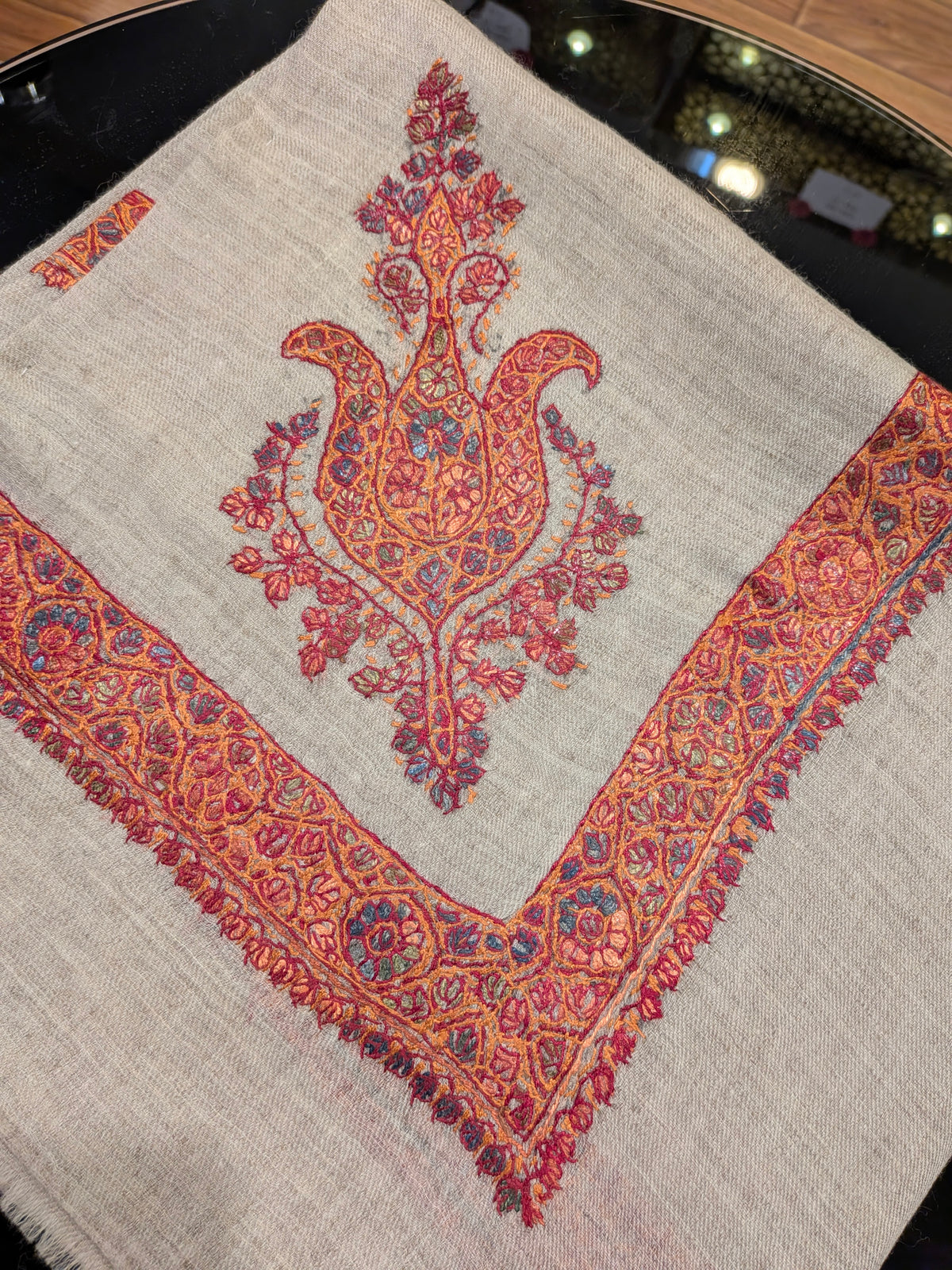 Luxury Kashmir Ghutra shawl-Hand Embroidered Men’s Headwear