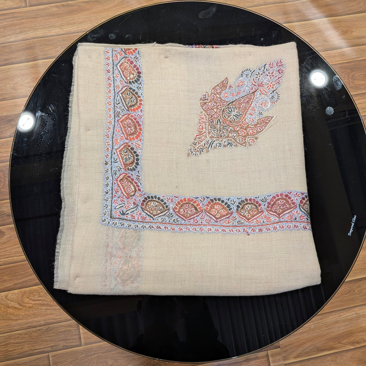 Luxury Kashmir Ghutra shawl-Hand Embroidered Men’s Headwear