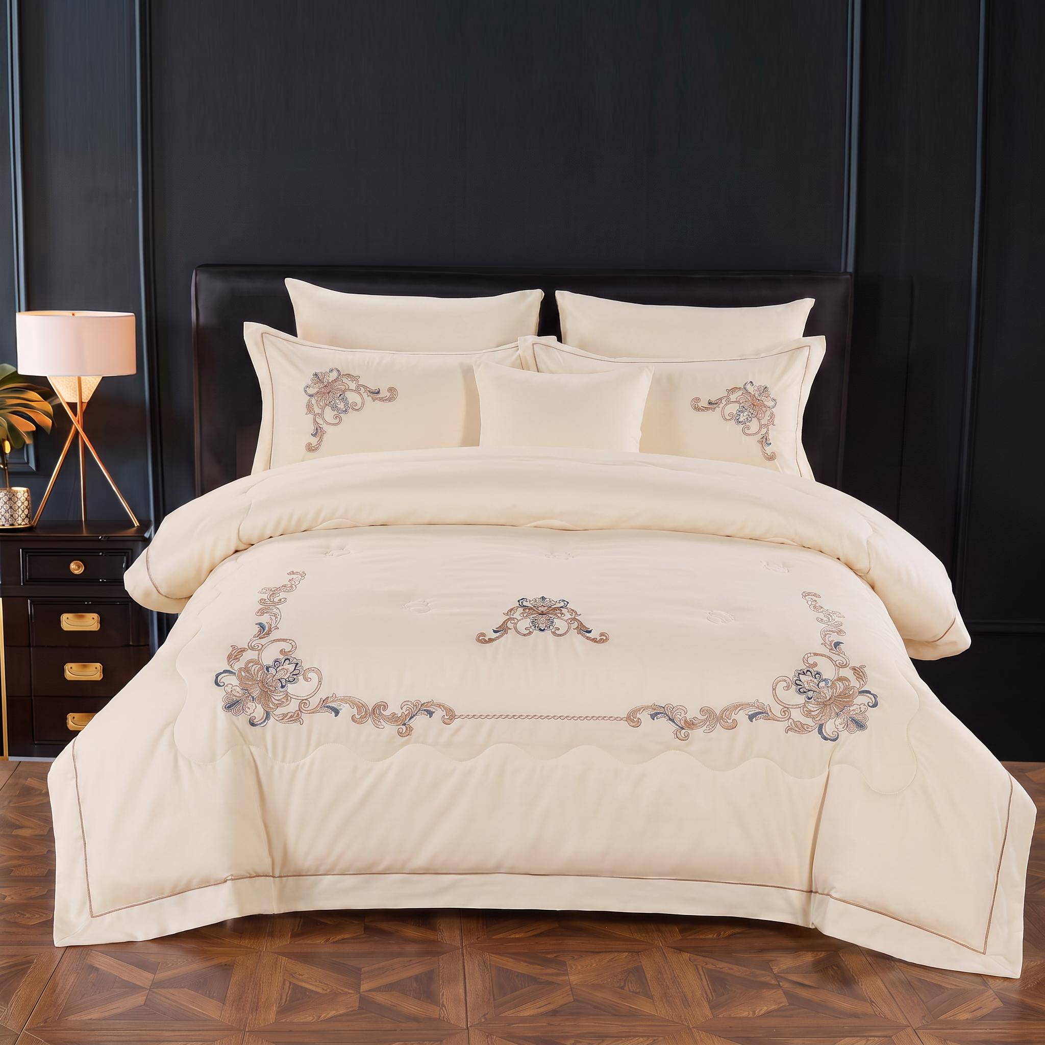 Premium Embroidered Quilt Duvet Set 6 Pcs