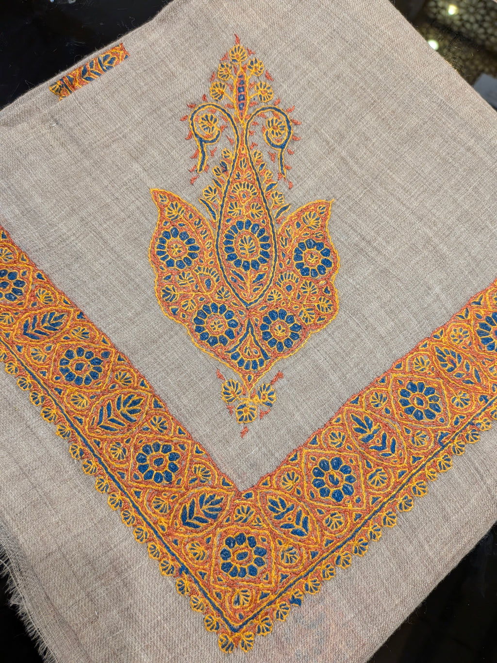 Luxury Kashmir Ghutra shawl-Hand Embroidered Men’s Headwear