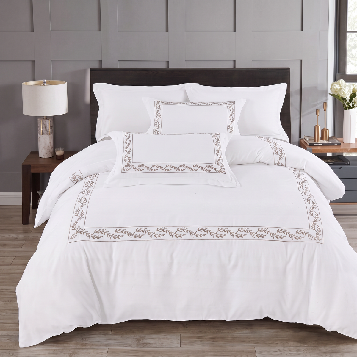Premium Embroidered Quilt Duvet Set 6 Pcs, Super king size