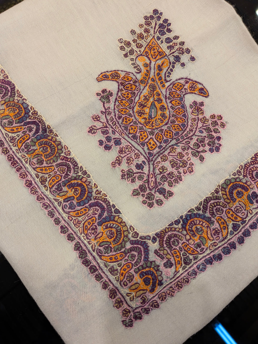 Luxury Kashmir Ghutra shawl-Hand Embroidered Men’s Headwear