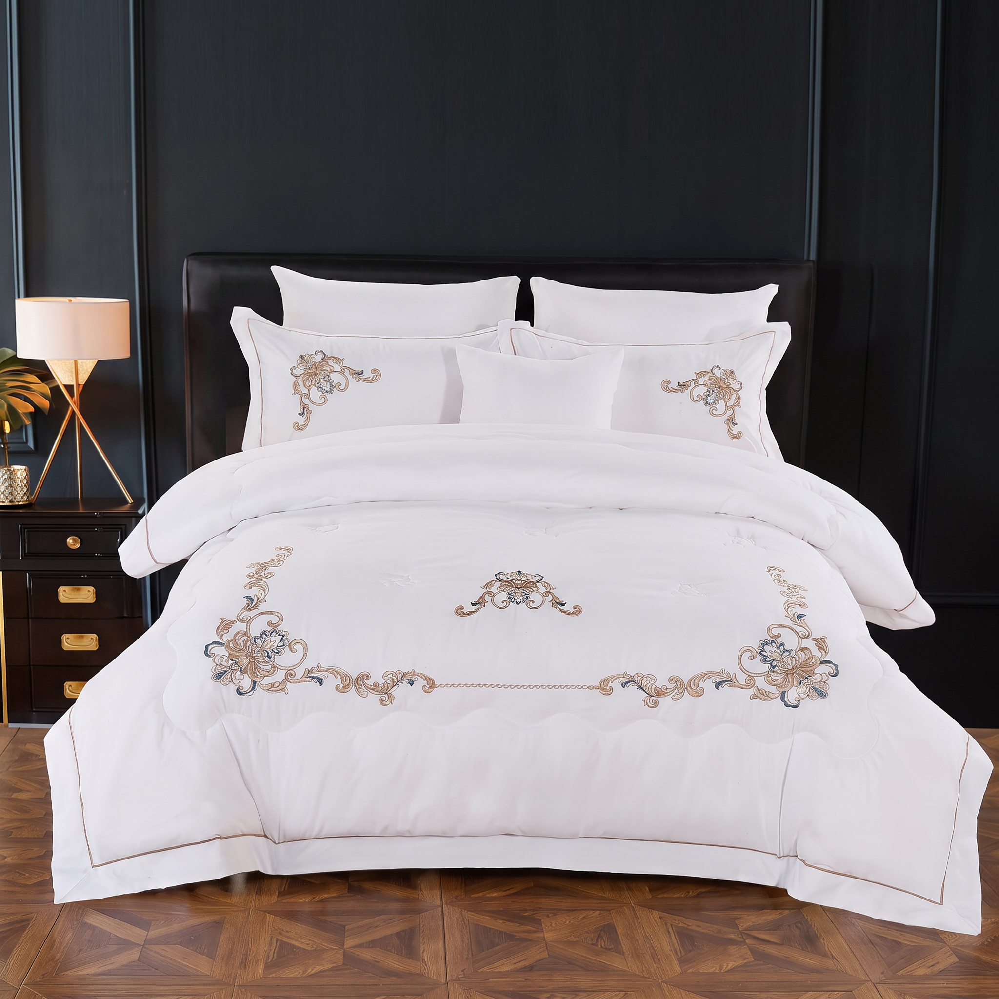 Premium Embroidered Quilt Duvet Set 6 Pcs