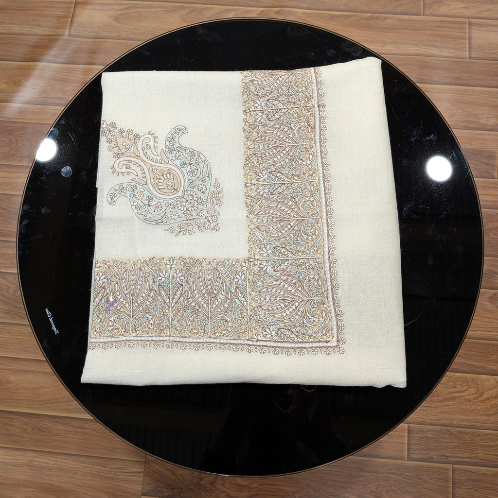 Premium Kashmir Ghutra Shawl – Fine Embroidered Men’s Traditional Headwear