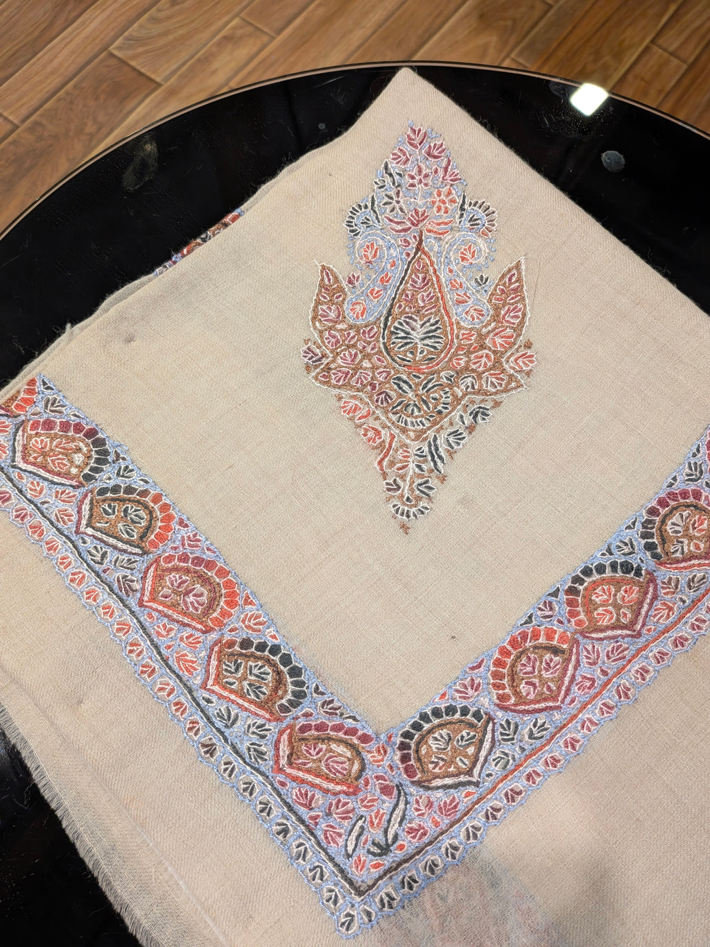 Luxury Kashmir Ghutra shawl-Hand Embroidered Men’s Headwear