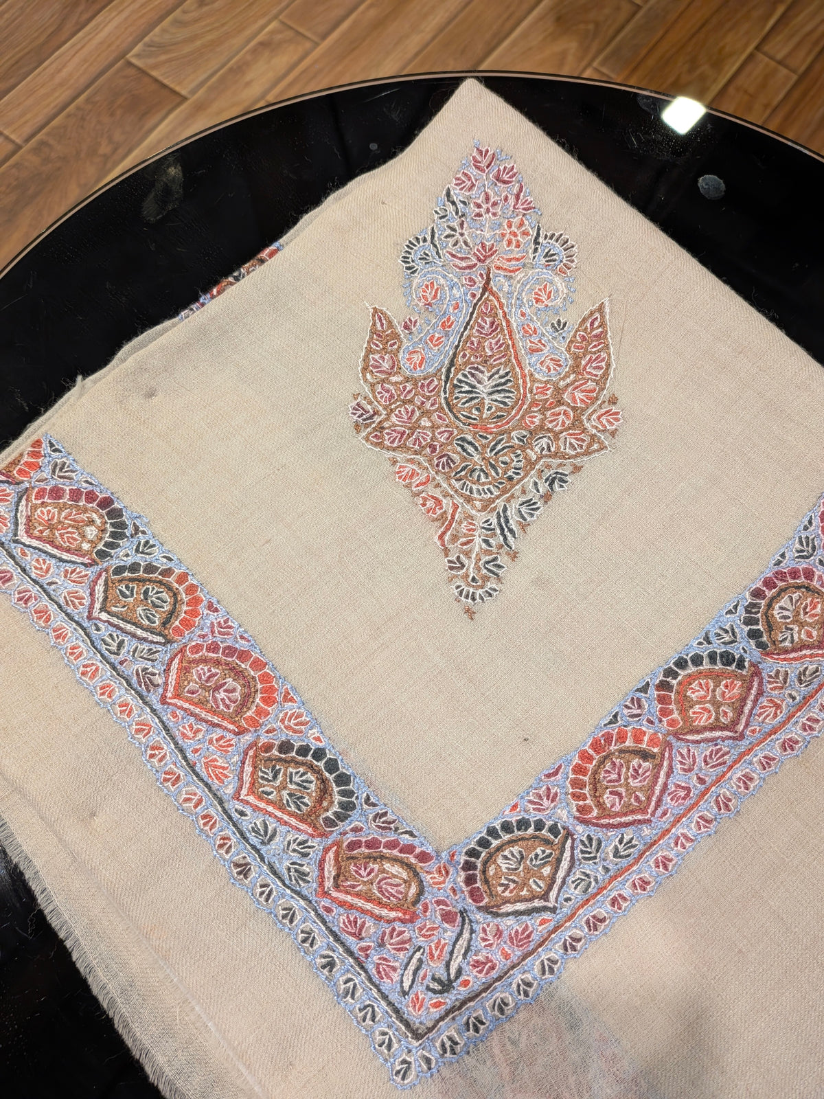 Luxury Kashmir Ghutra shawl-Hand Embroidered Men’s Headwear